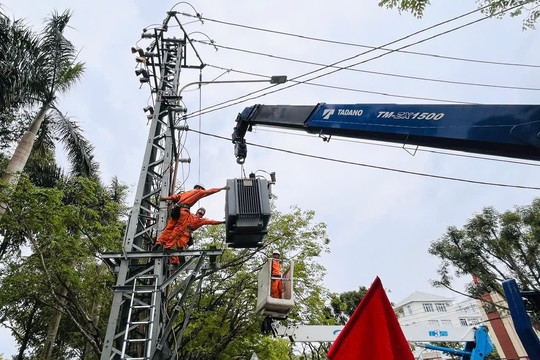 PC Quảng Nam đảm bảo cấp điện các hoạt động kỷ niệm 50 năm giải phóng tỉnh Quảng Nam