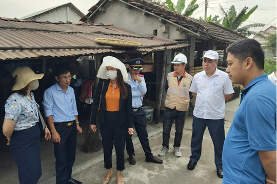 Tháo gỡ khó khăn cho 2 hộ dân tại vị trí cầu vượt đường sắt xã Bình Quý