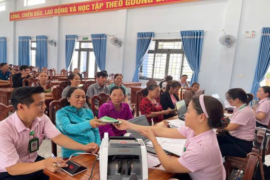 Ngân hàng Chính sách Xã hội huyện Quế Sơn giải ngân chương trình cho vay xóa nhà tạm, nhà dột nát
