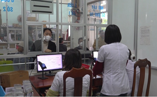 Không để phát sinh thủ tục gây phiền hà cho người bệnh khi khám chữa bệnh BHYT