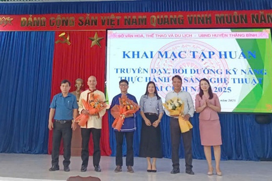 Thăng Bình tập huấn nghệ thuật hô hát bài chòi
