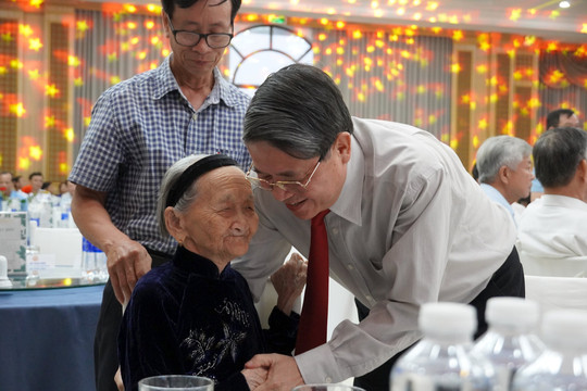 Kỷ niệm 60 năm Chiến thắng Núi Thành – Mốc son lịch sử "Trận đầu đánh Mỹ, thắng Mỹ"