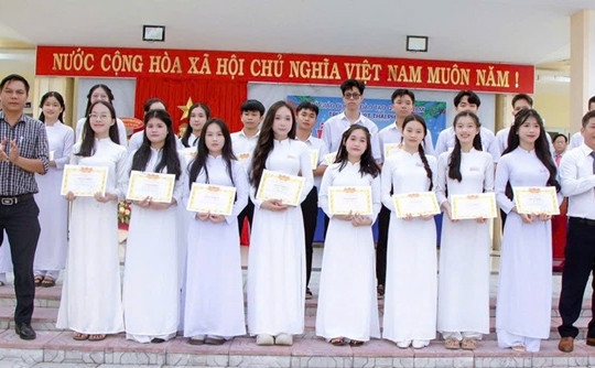 Trường THPT Thái Phiên bế giảng năm học 2024-2025