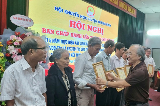 Thăng Bình vinh danh 80 tổ chức, cá nhân có nhiều đóng cho công tác khuyến học, khuyến tài