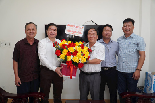 Nam Trà My thăm, chúc mừng Cổng thông tin điện tử Quảng Nam nhân kỷ niệm ngày Báo chí cách mạng Việt Nam