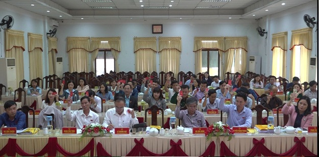 Kỳ họp HĐND huyện lần thứ 20 thông qua 22 nghị quyết
