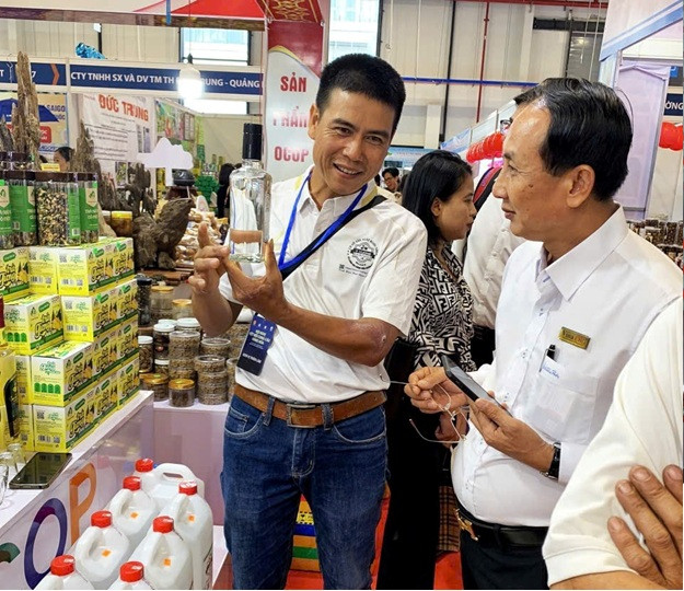 Rượu nếp 7 Vương - Khẳng định chất lượng với chuẩn OCOP