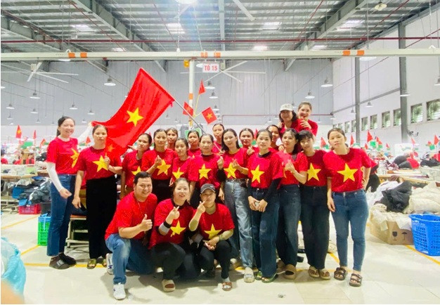 Công ty TNHH Domex Quảng Nam trao 1433 suất quà cho đoàn viên khó khăn