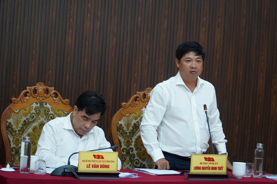 Quảng Nam họp thường kỳ tháng 4, triển khai nhiệm vụ trọng tâm tháng 5/2025