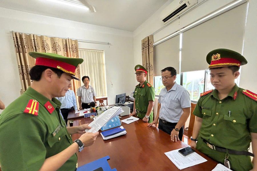 Công  an Quảng Nam bắt giam 2 đối tượng vi phạm quy định về bồi thường, hỗ trợ, tái định cư khi Nhà nước thu hồi đất
